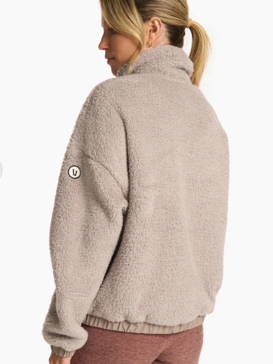 Vuori Jackets & Blazers - VUORI sherpa jacket